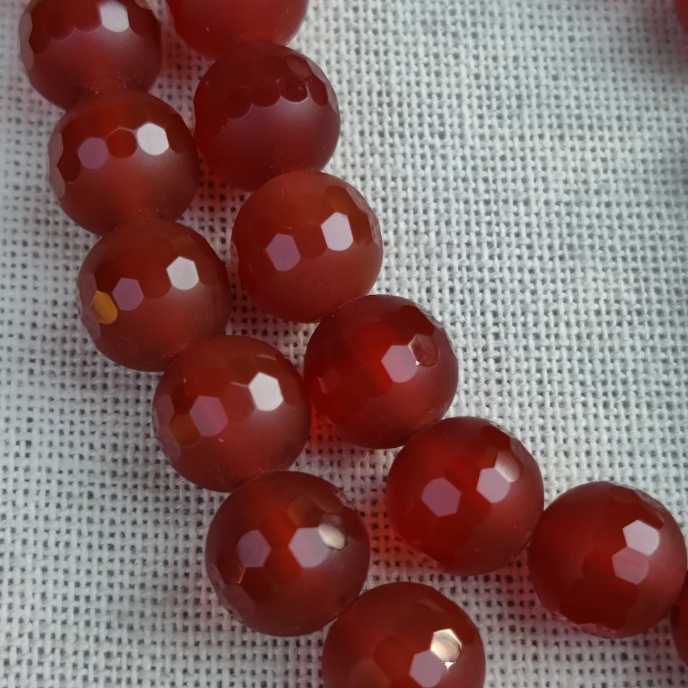 Boho 30" red jade and white howlite turquoise druzy tassel necklace - Picture 9 of 16